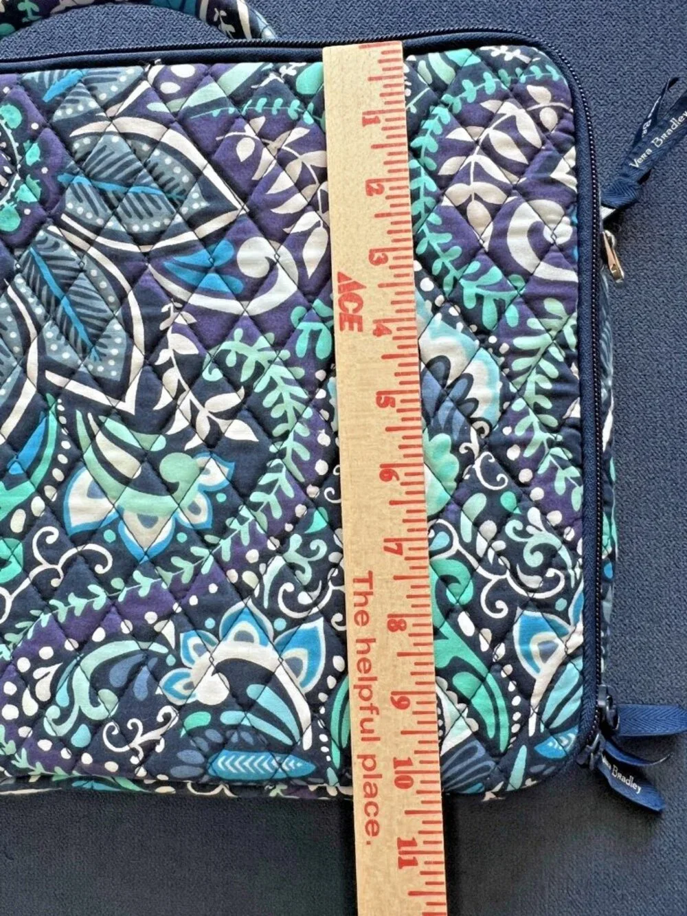 VERA BRADLEY Quilted Blue Island Medallion Laptop Bag Computer Travel 15